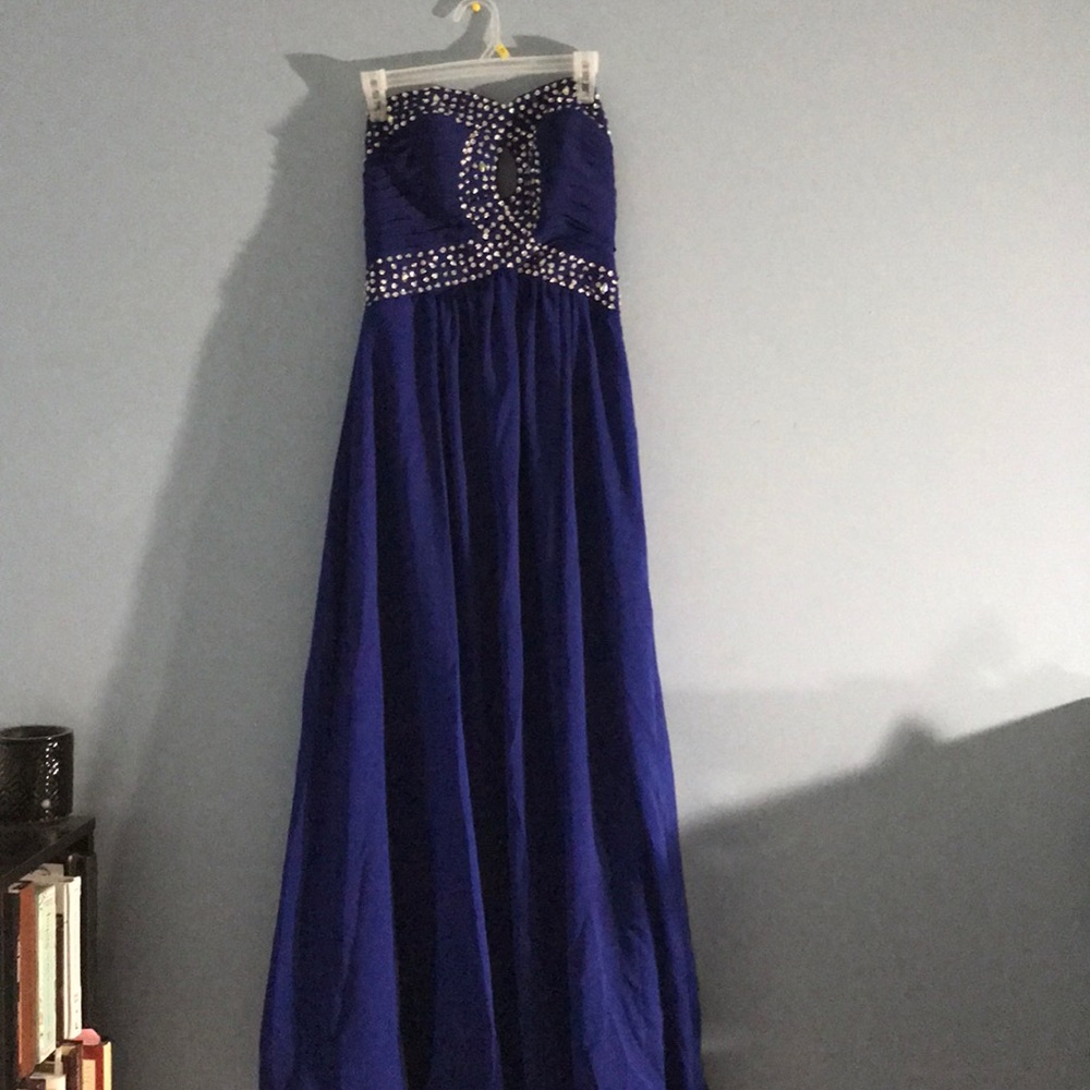 Blue sleeveless prom dress about a size 6ish
